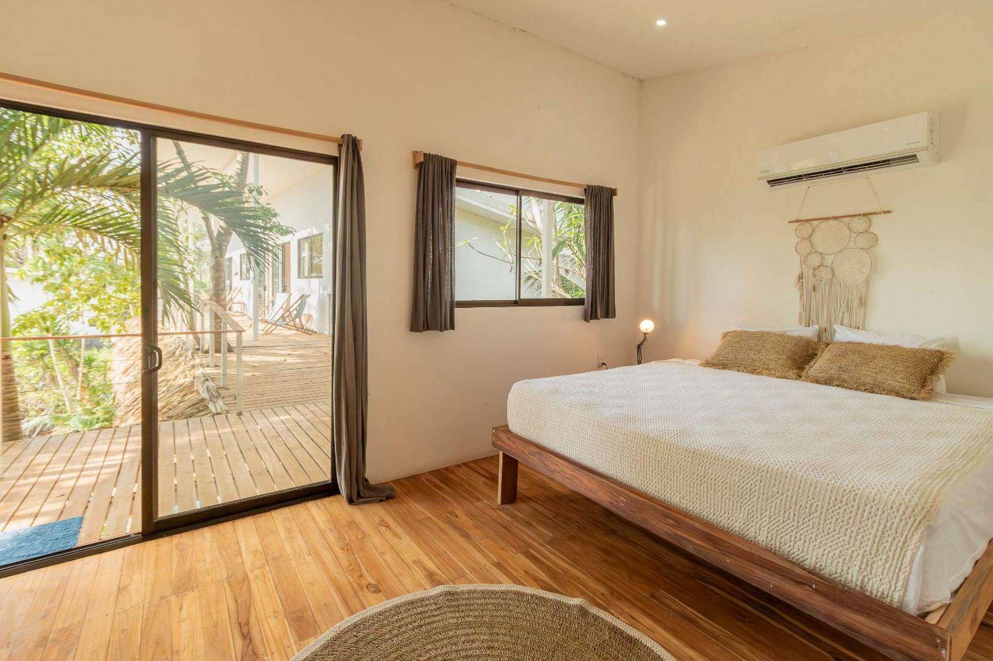 La Sana Surf Hotel, New Management, Few Mn Drive To The Beach Playa Santa Teresa  ภายนอก รูปภาพ